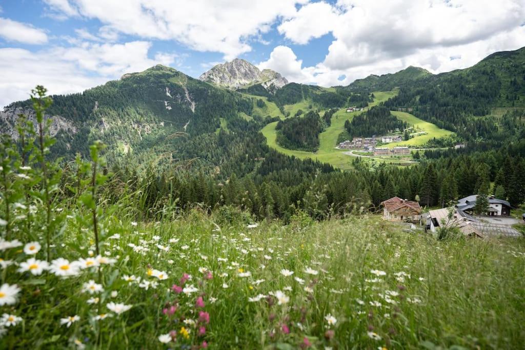 Gemuetliche Huette In Den Bergen Villa Sonnenalpe Nassfeld Eksteriør billede