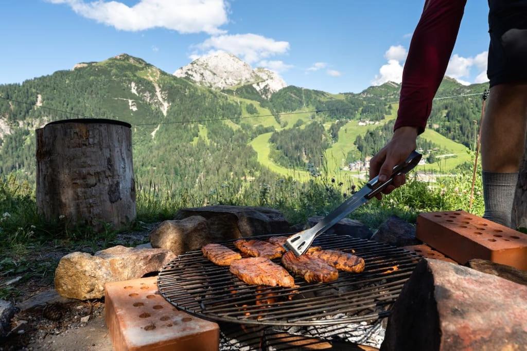 Gemuetliche Huette In Den Bergen Villa Sonnenalpe Nassfeld Eksteriør billede