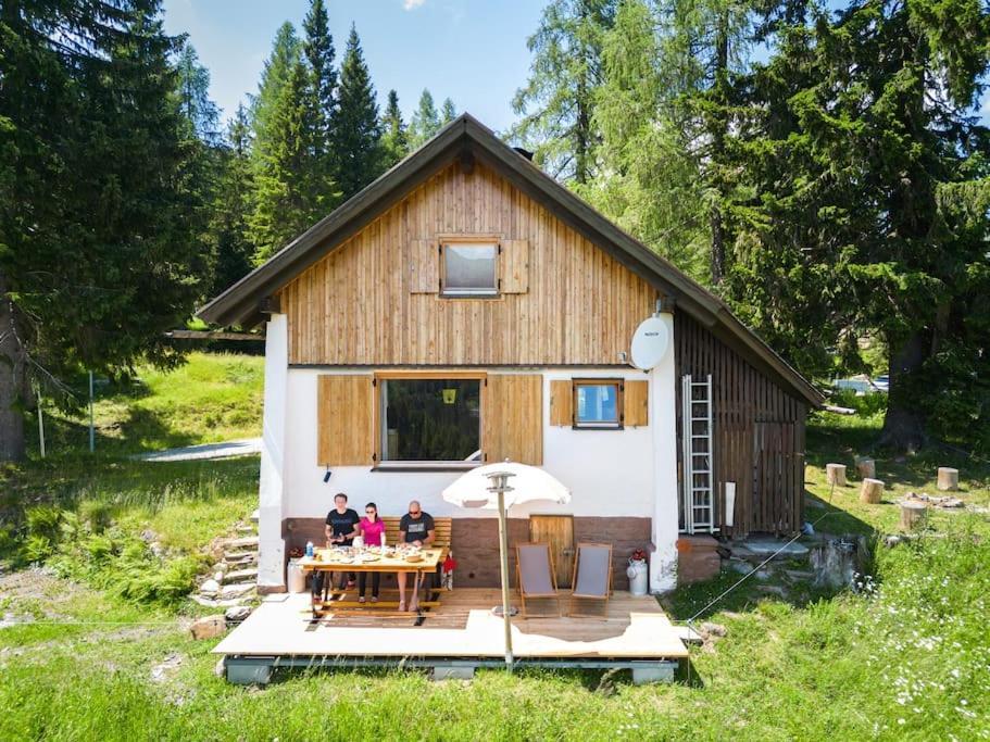 Gemuetliche Huette In Den Bergen Villa Sonnenalpe Nassfeld Eksteriør billede
