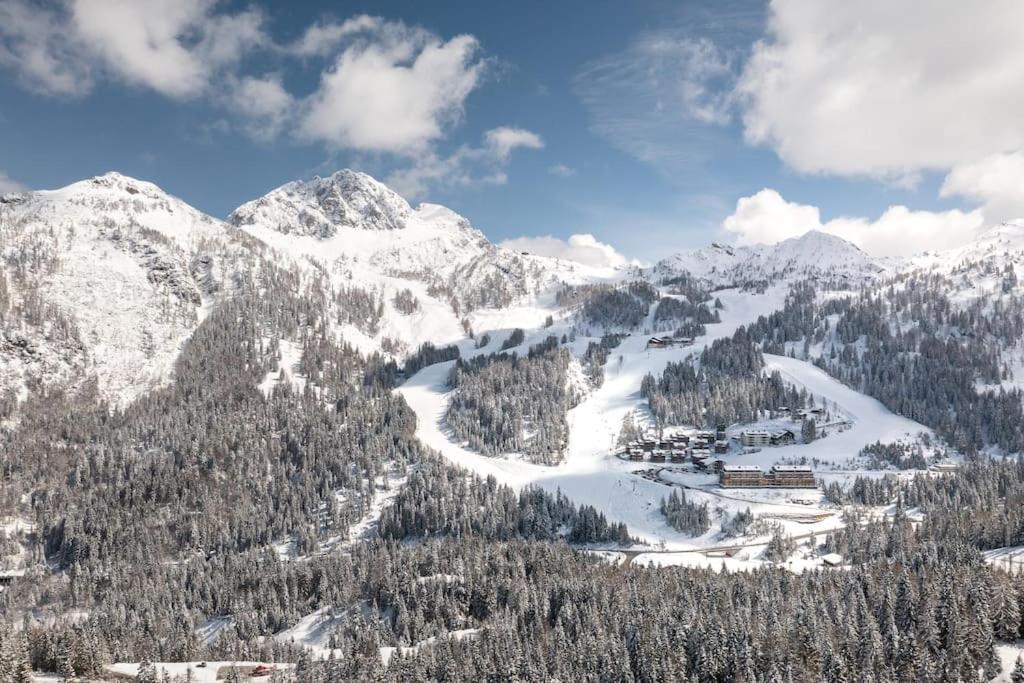 Gemuetliche Huette In Den Bergen Villa Sonnenalpe Nassfeld Eksteriør billede